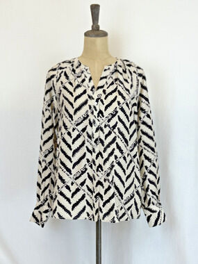NWT Soya Concept Ivory & Black Geometric Print Top #0411 XS89